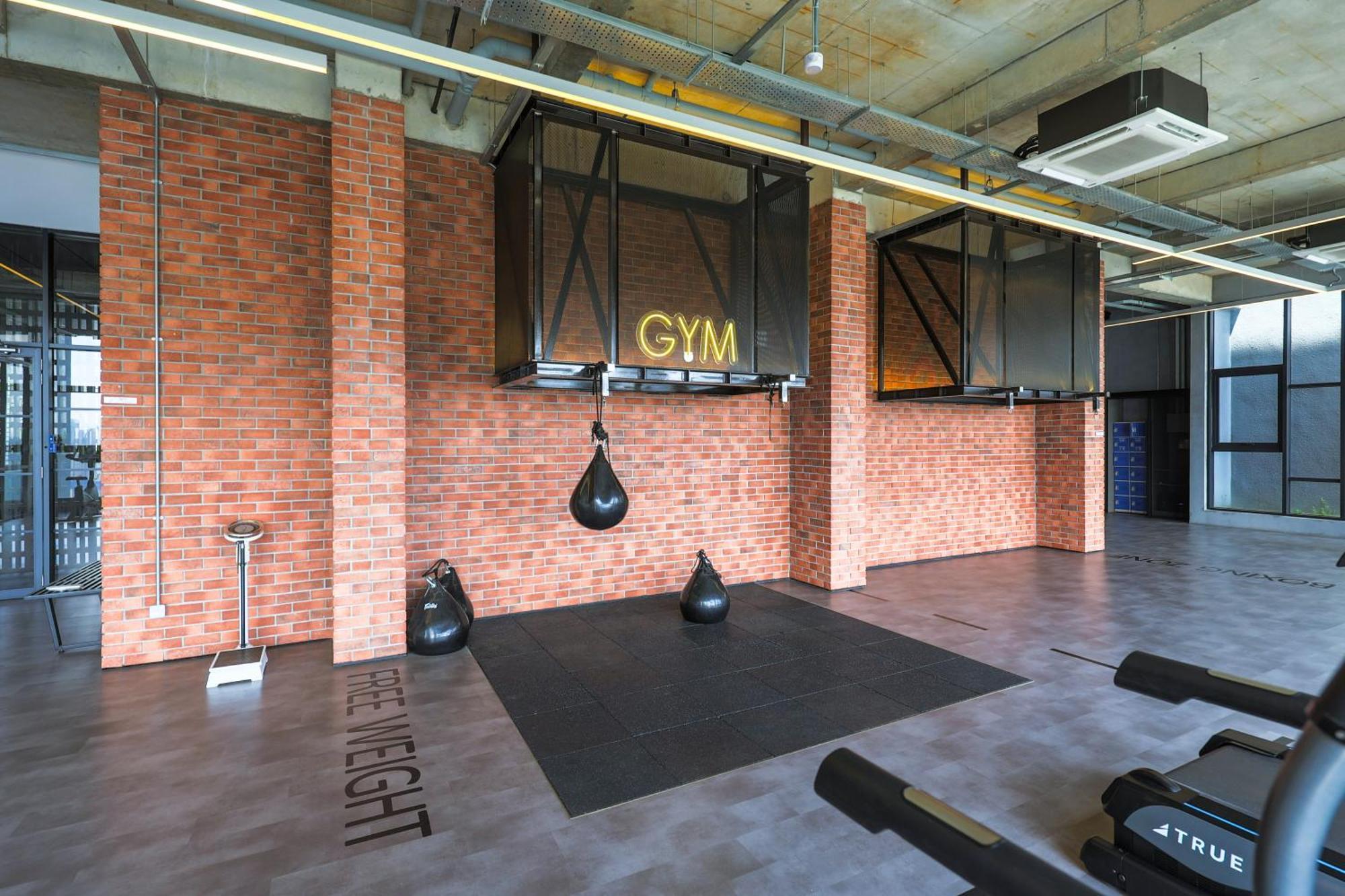 شقة Millerz Square By Mykey كوالالمبور المظهر الخارجي الصورة The gym at the hotel