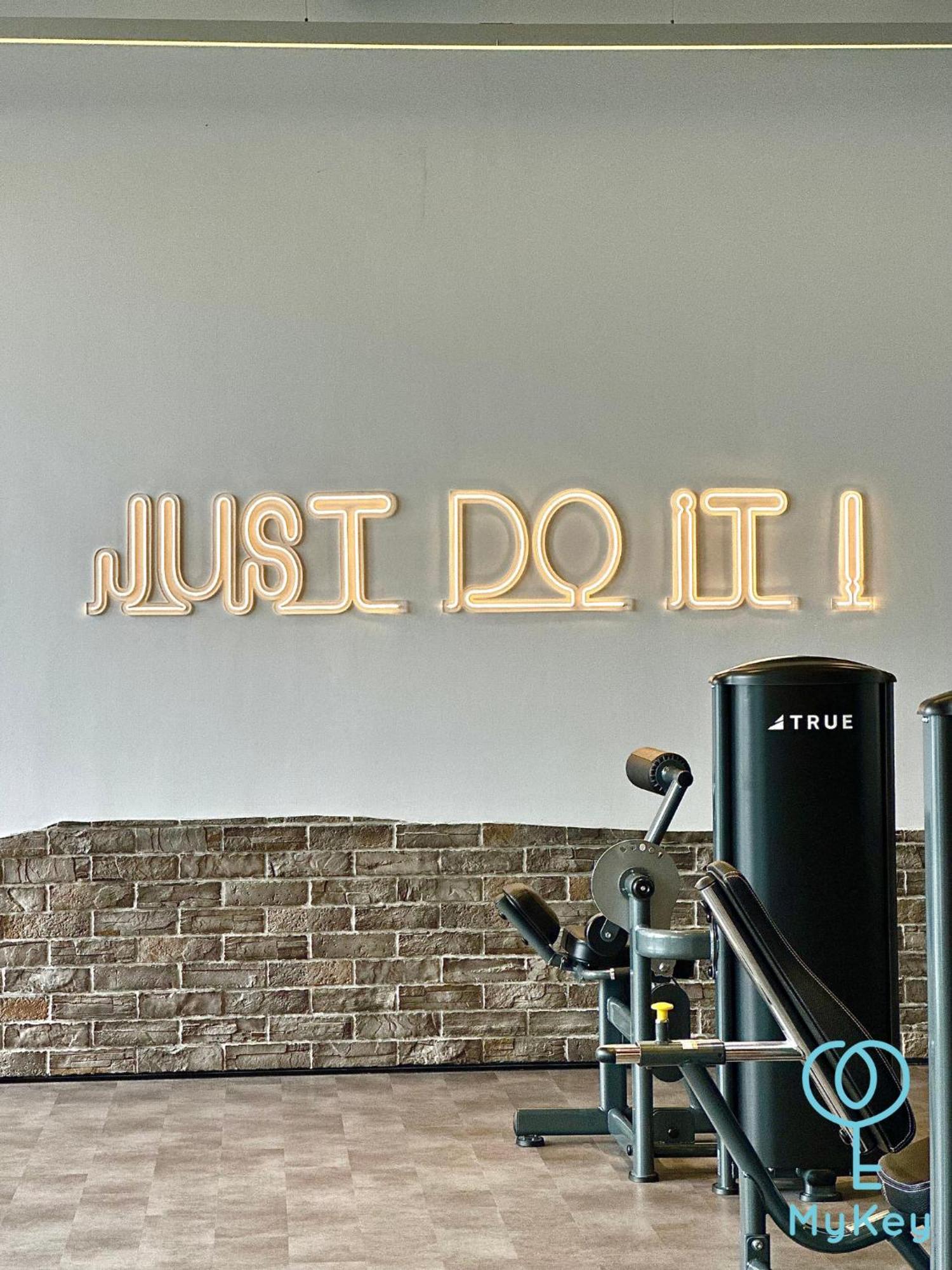 شقة Millerz Square By Mykey كوالالمبور المظهر الخارجي الصورة Just Do It!